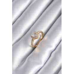Pirinç Gold Renk Zirkon Taşlı Kalp Charm Model Kadın Yüzük