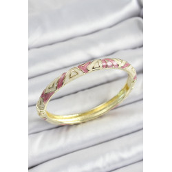 Mineli Pirinç Gold Renk Beyaz ve Pembe Geometrik Desenli Kadın Kelepçe